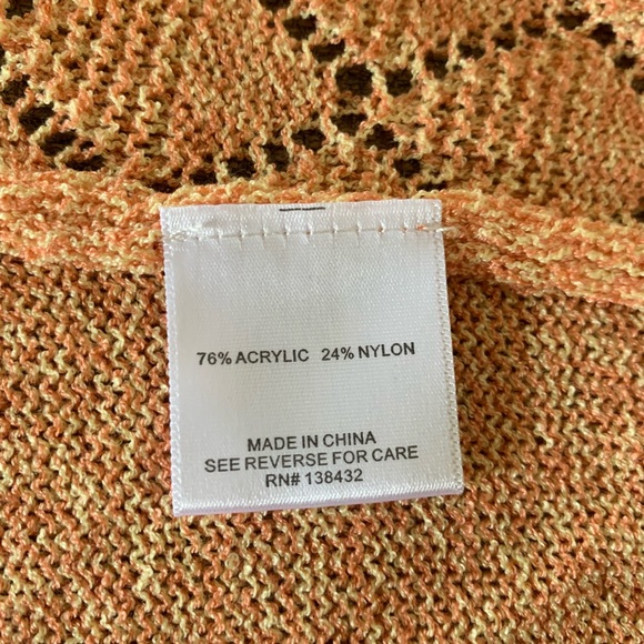 ModCloth Cropped Sweater - Picture 5 of 5